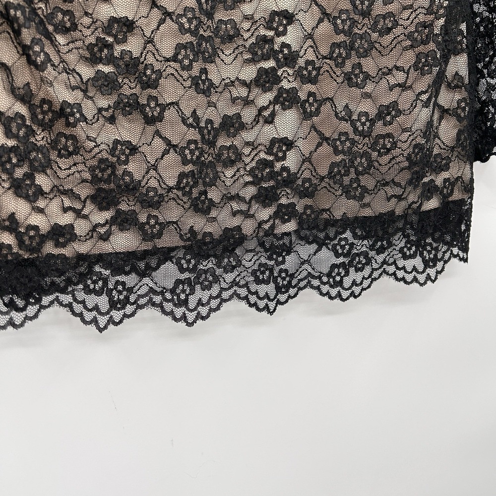 Dressbarn Womens Whimsigoth Lace Empire Waist Top‎ Sz M Black Y2K Dark Romantic - Picture 7 of 8